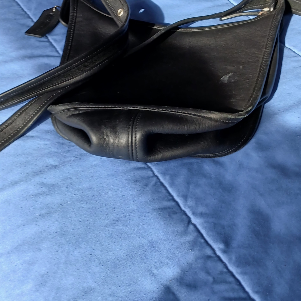 Classic Black Leather  Coach Crossbody  Bag